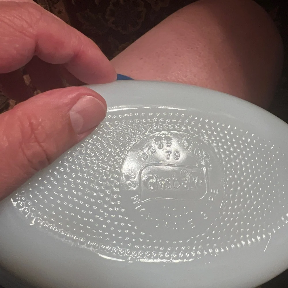 Pyrex‎ Glasbake 1 Quart Casserole Dish J235 1979 Green Daisy Floral Milk Leaves - Picture 3 of 7